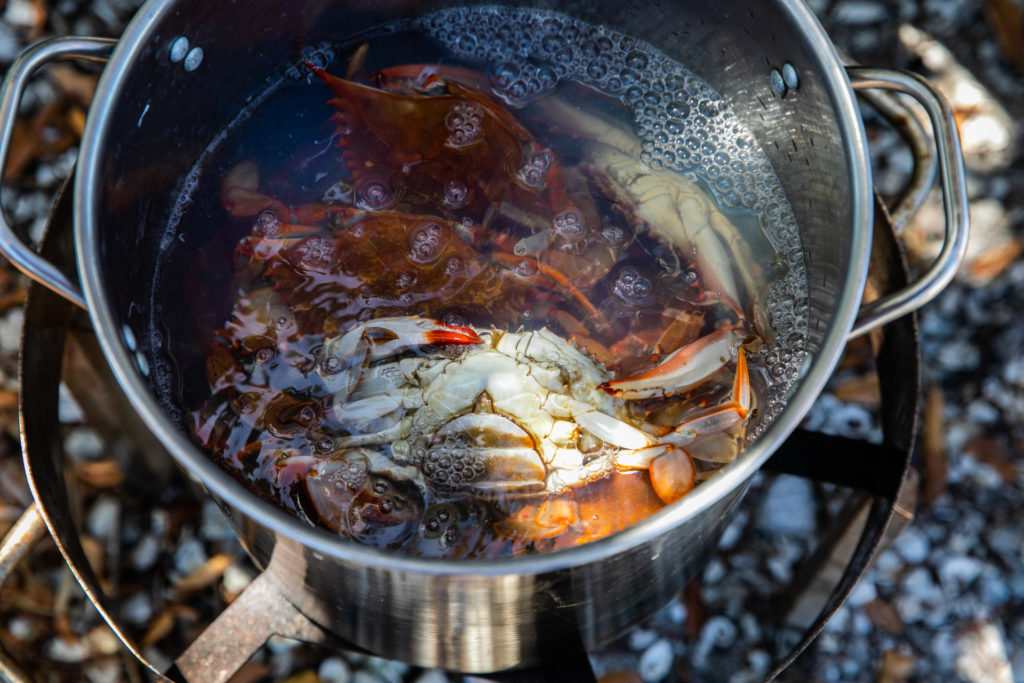 crab-boiling